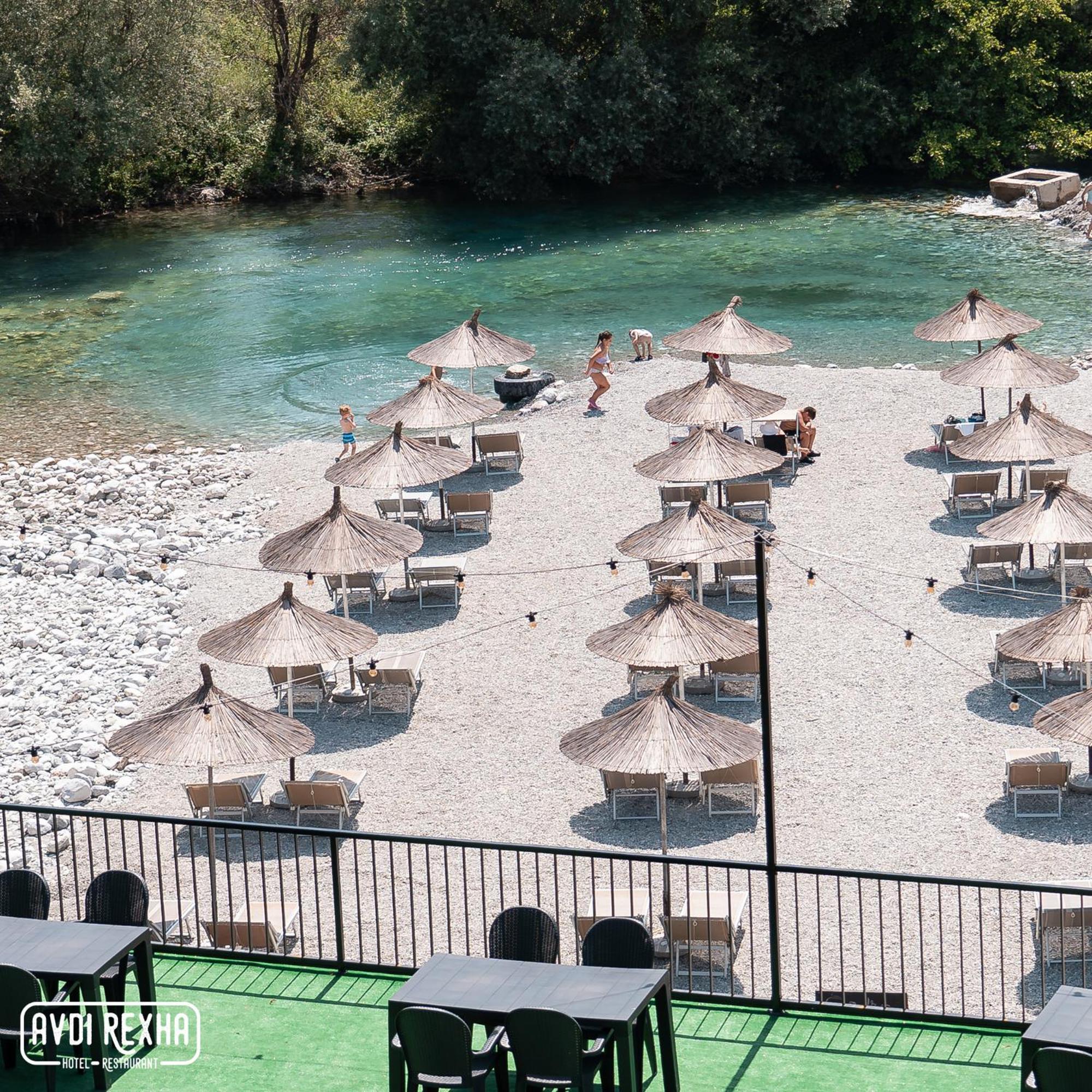 Hotel Avdi Rexha Bajram Curri Exteriör bild